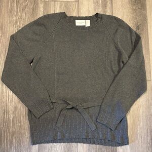 🩶Liz Claiborne🩶 Gray Sweater with Belt